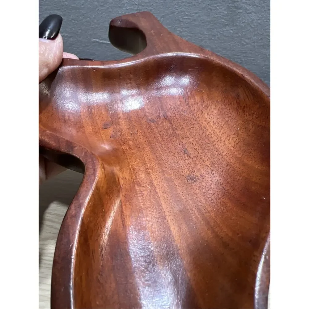 Hand-Carved Mahogany Wood Serving Tray w/ A Leaf or Organic Shape - Picture 6 of 7